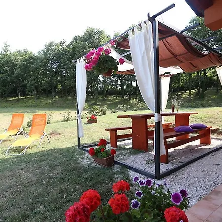 Apartments Matelici Divsici Exterior photo