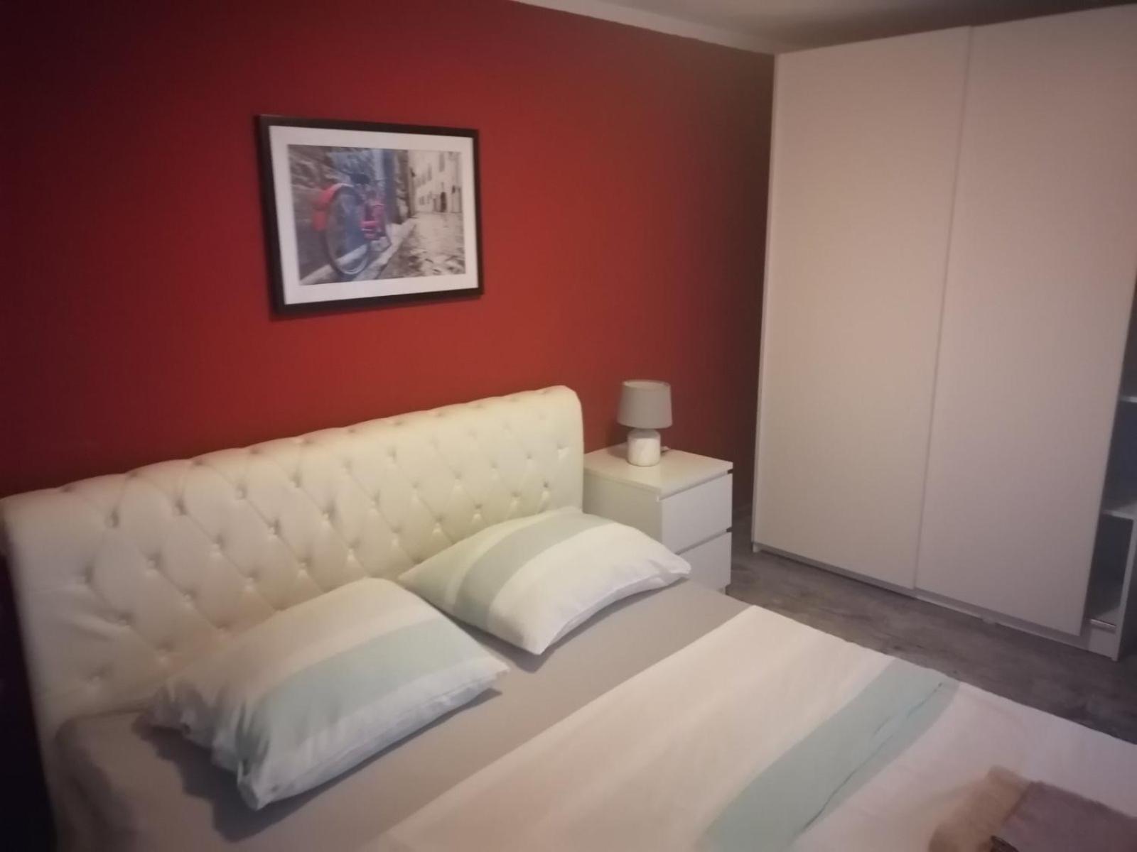 Matelici Apartment *
